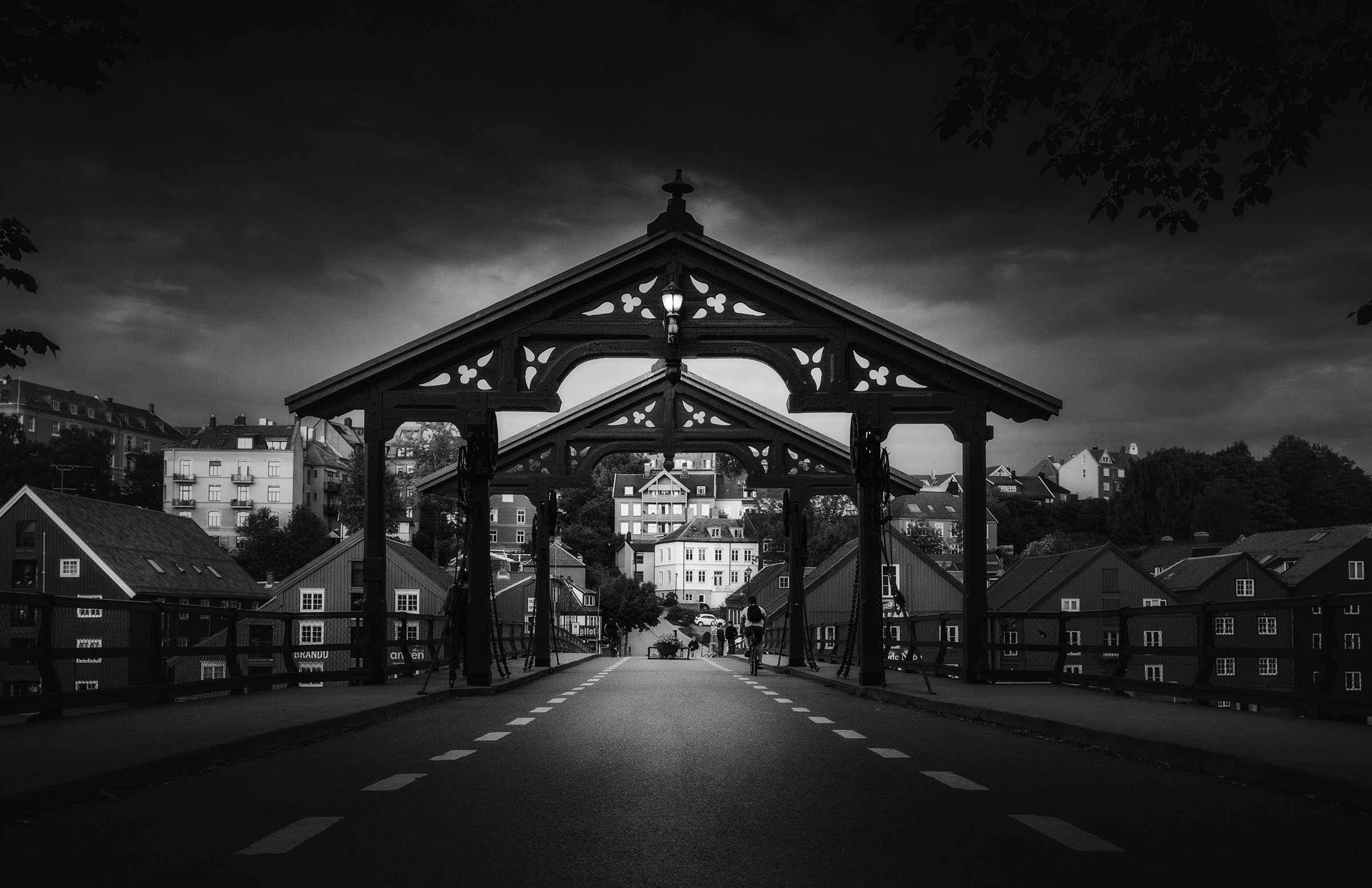 Monica Andreassen «Den gamle bybro»