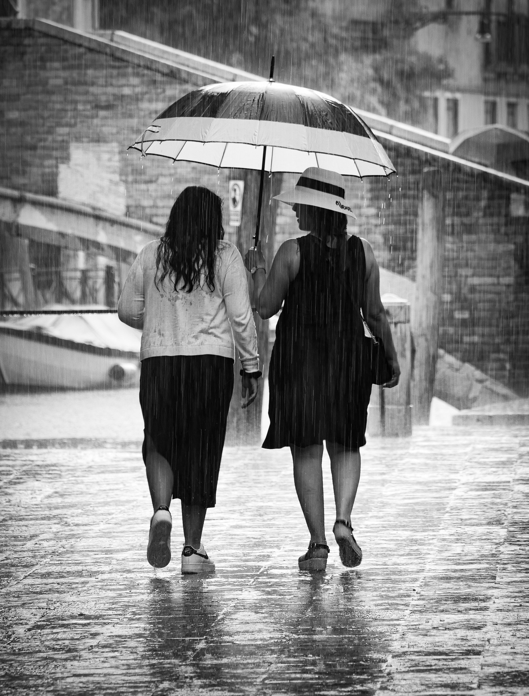 Månedens bilde, september 2022 – Gatefoto svarthvit