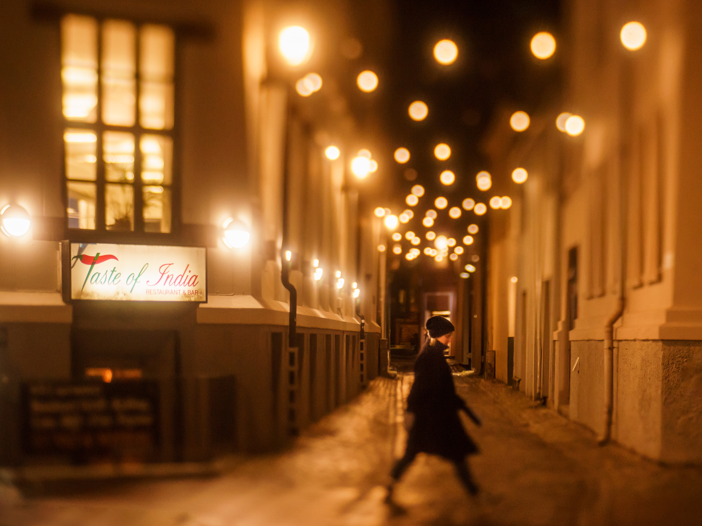 Helena Normark, Walking past